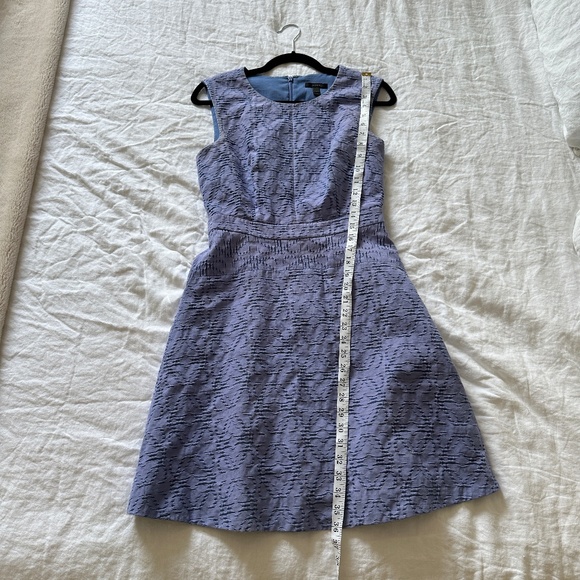 J. Crew Blue Eyelet Jacquard Fit & Flare Dress C9228 (Size 4) - Picture 6 of 10